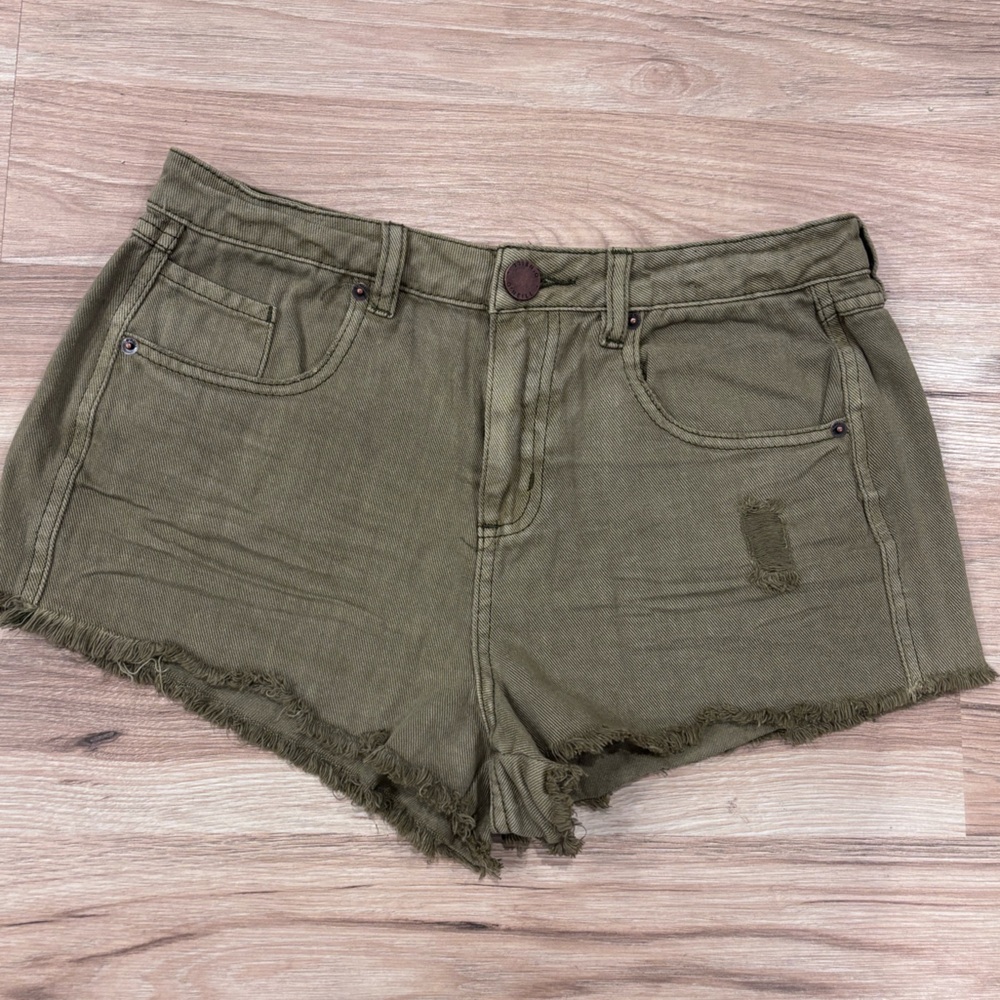NWOT O’Neill Olive Green Denim Shorts